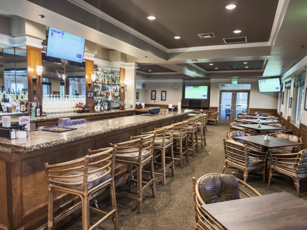Beacon 19 Bar & Grill